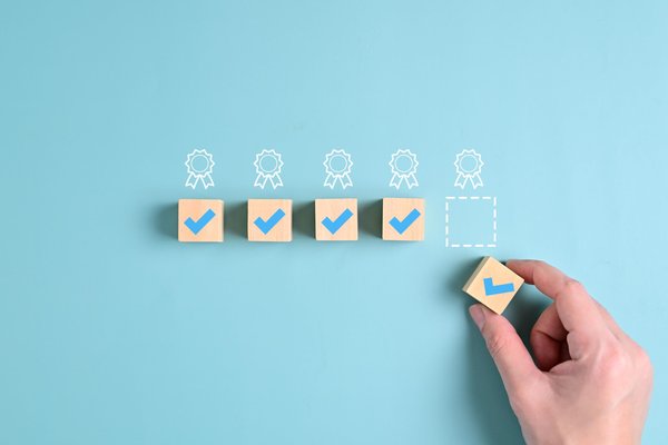 Quelle assurance pour un atelier de fabrication de mobiliers en bois recyclé ?